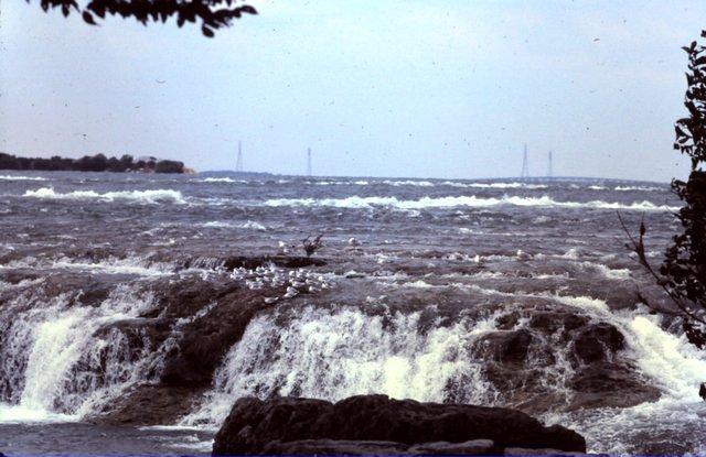 River above Niagara Falls