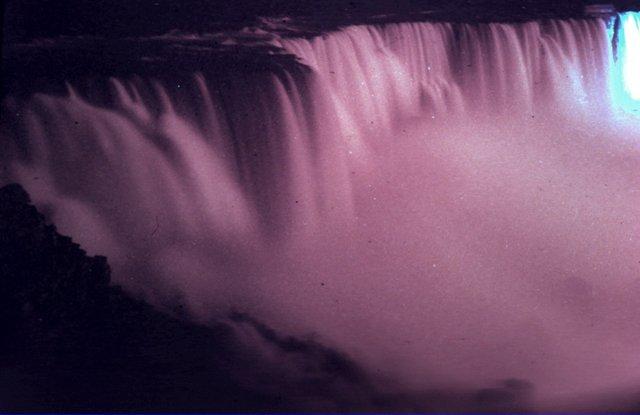 Niagara Falls at night